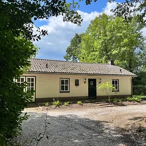  Villa Oeyenbos